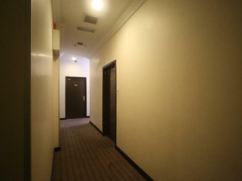 Oyo 750 Comfort Hotel Kota Kinabalu Exterior photo
